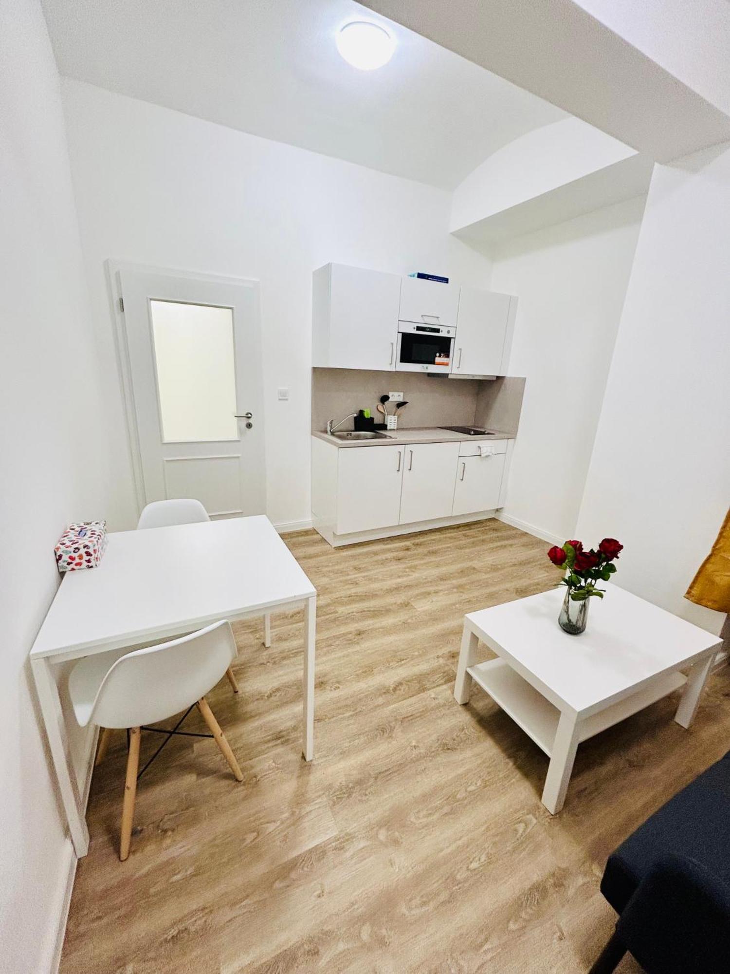 New Apartments Complex Prague Florenc Eksteriør bilde